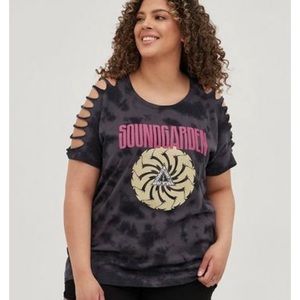 Torrid Soundgarden Slashed Sleeves Tie-Dye Band Tee